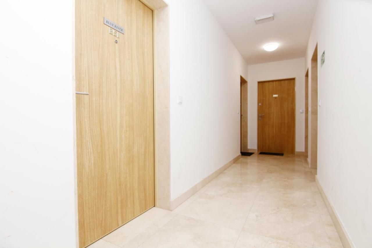 Blue River - Pulaskiego A - Private Apartment Wroclaw Luaran gambar